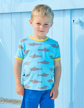 Load image into Gallery viewer, Shark Print T-Shirt